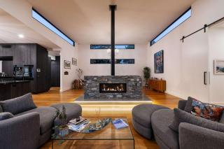 The Haig Retreat Coastal Luxury in Mornington - 2