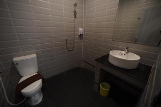 โรงแรมทูมอร์โรว์แลนด์ อมตะนคร - 1