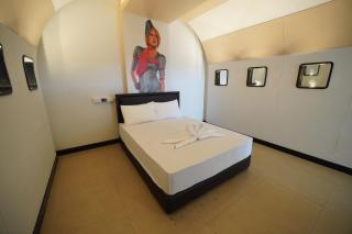 โรงแรมทูมอร์โรว์แลนด์ อมตะนคร - 2