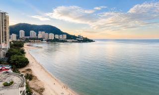 Rainbow Paradise with Beach in Tanjung Bungah - 8
