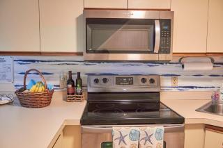 Royal Mansions 3302 - 5
