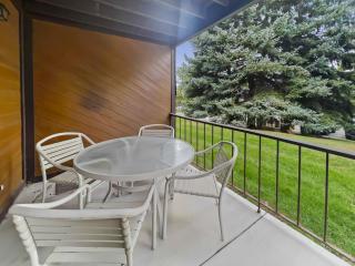 Park City Gem at Red Pine! Cozy Ski Condo with Heated Pools and Hot Tubs! B4 condo - 5