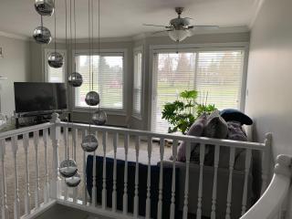Fully Furnished Bedroom with ensuite Turnkey Corporate Relocation Vacation Home - 1