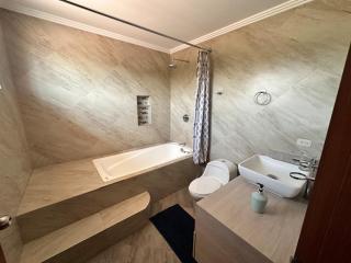 Casa vacacional con piscina - 3