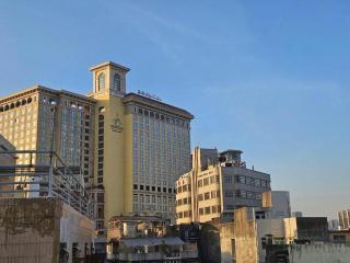 Man Va Hotel - 6