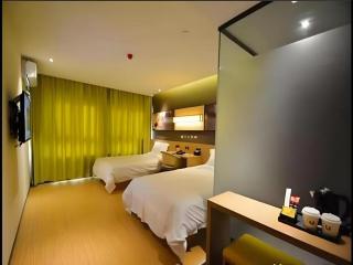 IU Hotel Zhengzhou Xinzheng Sias International University Branch - 4