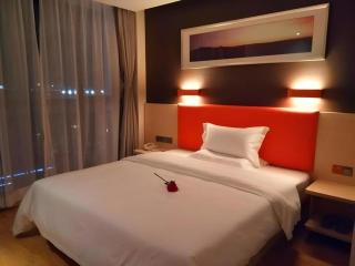 7 Days Premium Chongqing Da Zu Hong Sheng Square Branch - 1
