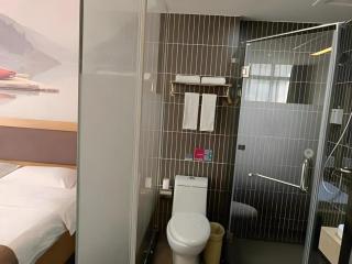 Thank Inn Hotel Hubei Huanggang Hong'an County Hong'an No.1 Middle School - 1