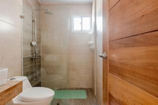 Modern 2BR Apartment Near Agora Mall - 7