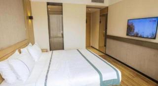 City Comfort Inn Qingyuan Yingde Weiduoli Square - 2