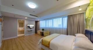 Shell Hotel Huaibei Jinying Plaza Long Distance Bus Station - 1