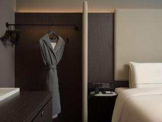 Wuhan Hubei Provincial Museum, Atour Hotel on Donghu Road - 1