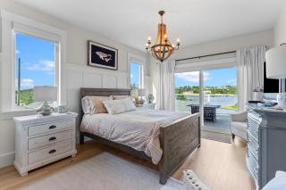 Lakehouse on Sunset Waterfront Retreat - 7