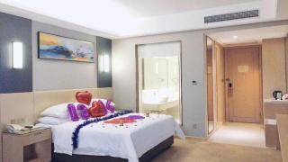 Vienna Hotel Guangdong Zhongshan Xiaolan High-Speed Railway Station - 4