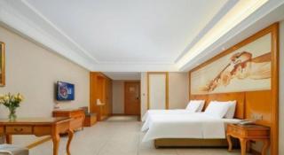 Vienna Hotel Guangdong Dongguan Humen High-Speed Railway Station - 1