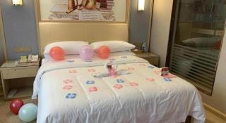 Vienna Hotel Guangxi Liuzhou Sanjiang Gulou Niaochao Passenger Station - 3