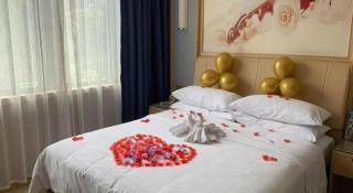 Vienna Hotel Guangxi Liuzhou Sanjiang Gulou Niaochao Passenger Station - 4