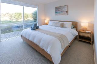 Island Beach- Pool Tennis Court & Ocean Views - 1