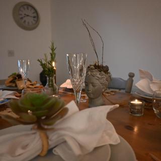 Driftwood - Stylish coastal getaway by the beach - 2