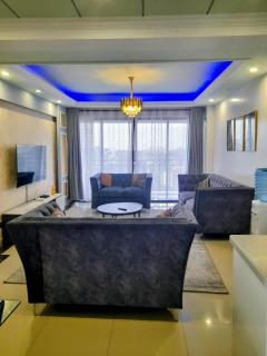 The comfort executive loft three bedroom apartment with amazing breathtaking city views , swimming pool ,gym ,private ample parking space with designated child playground area - 9