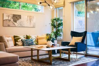 StayAU Pakenham Townhouse with Lakeview - 7