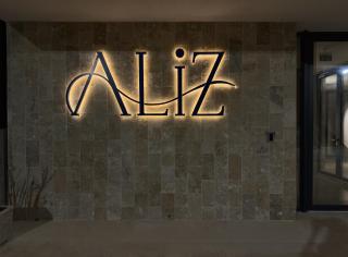 ALIZ Apartamente cu Vedere Frontală la Mare - 9