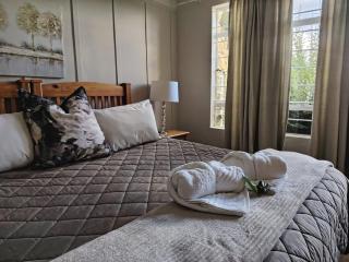 Uitzicht Private Nature Reserve and Lodge - 1