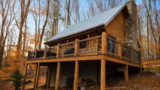The Little Deer Cabin - Hot Tub Stone Fireplace - 6