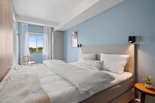 Henningsvær ocean front apartment - 8