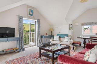 The Garden House - Picturesque views across the Cornworthy - 6