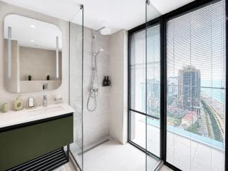 Residence in the Marriott Building - 7