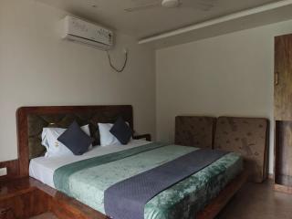 The Metro Hotel - 6