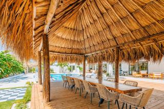 Conch Beach Villa NEW 7-Bed 6 Bath Pool 5-min to Beach by Bocobay - 8