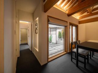 Luxury Hanok Deepjae - 9