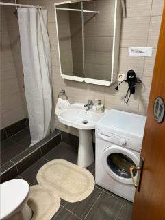 Denis House - 6