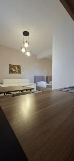 PriJan Apartments 1 - 2
