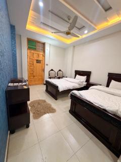 The Canvas Hotel - 4