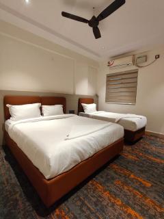SW Hotel MG Road - 5