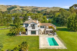 Marlborough Estate - Pool, Spa, Tennis, and Pizza Oven - 0