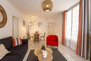 Polichinelle Hyper Centre - Wifi - Balcon & Parking Proche - 4