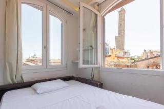 Asinelli, Bologna by Short Holidays - 4