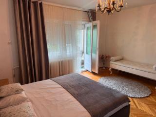 Family Nest Solotvino - 9