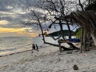 Beach Access Tiny House 06 - Lipa Noi Beach - 6