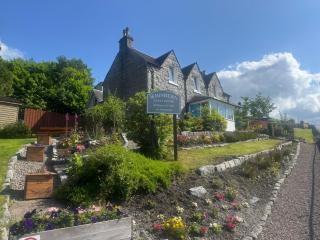 Whinburn Guest House - 5
