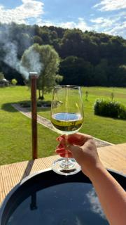 Dobra Vila I Riverside Cabin Retreat - 7