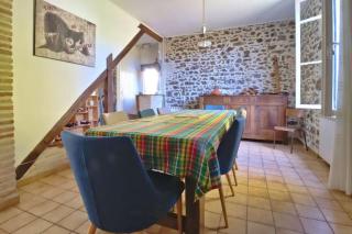 Family house with garden in Lugos - 0
