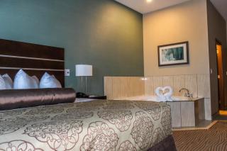 Best Western Plus Moosomin Hotel - Moosomin - 1