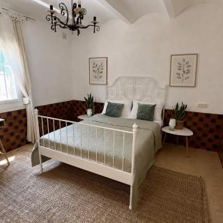 Catalan Farmhouse - Pool, BBQ Terrace, Sleeps 14 - 5