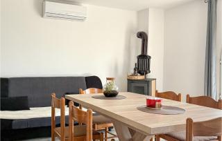 Nice Home In Donji Kraljevec With Wifi - 1