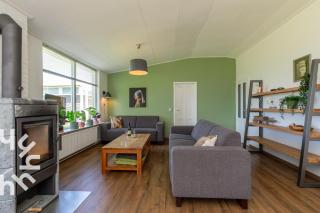 Sfeervolle vakantiewoning met grote tuin vlakbij Veerse Meer en Kamperland - 3